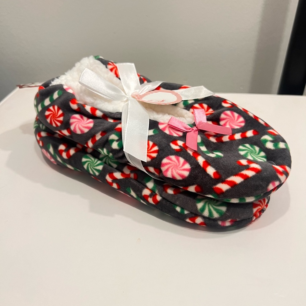 Fuzzy Holiday Slippers- Size OS